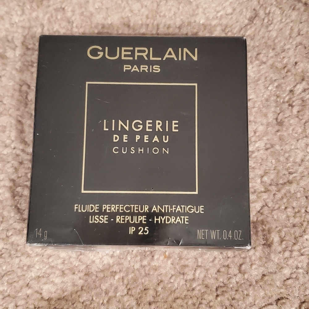 Guerlain Lingerie de Peau Cushion